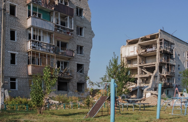 Destroyed building in Ukraine