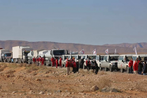 Aid convoy arrives at the Rukban refugee refugee camp