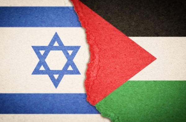 Migliaia di persone costrette a fuggire mentre l&rsquo;offensiva israeliana si intensifica a Rafah