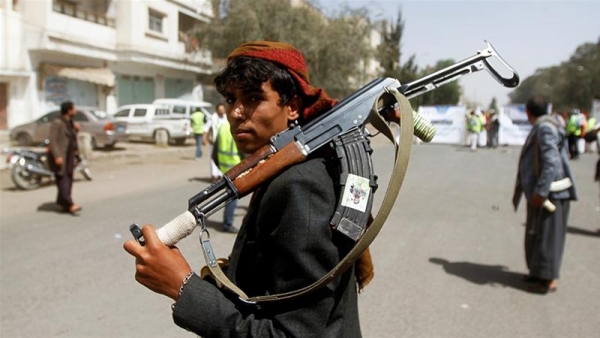 Un cittadino in Yemen protegge la sua comunit&agrave; dagli attacchi