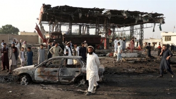 Le conseguenza dell&rsquo;esplosione nell&rsquo;area Green Village di Kabul