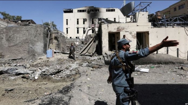 Edifici distrutti dal raid NATO