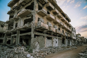 Edificio danneggiato a Daraa, Siria 