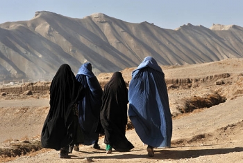 Four Afghan women in Bamyian Province, Afghanistan 