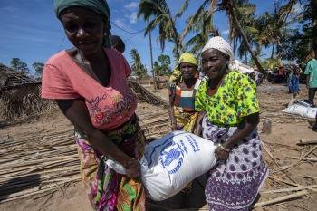 Affected communities receiving WFP food relief in Cabo Delgado province, Mozambique