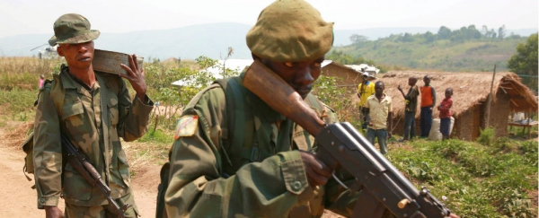 Armed forces of the DRC patrolling a village in Ituri
