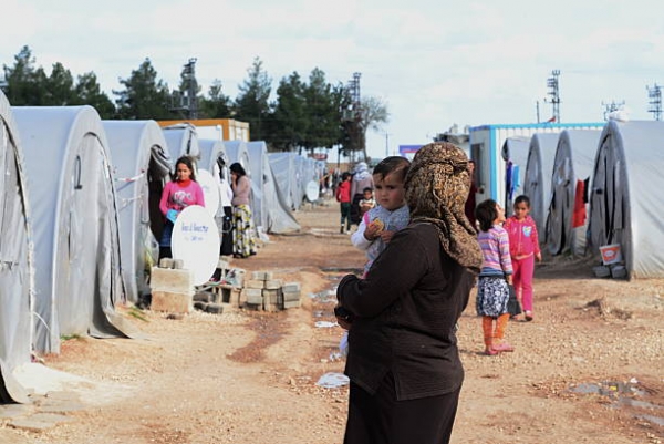 Rifugiati in un campo a Suruc, in Turchia