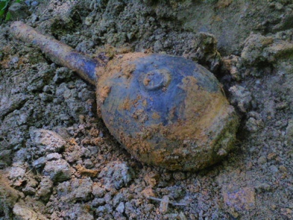 Unexploded bomb in Baghdad