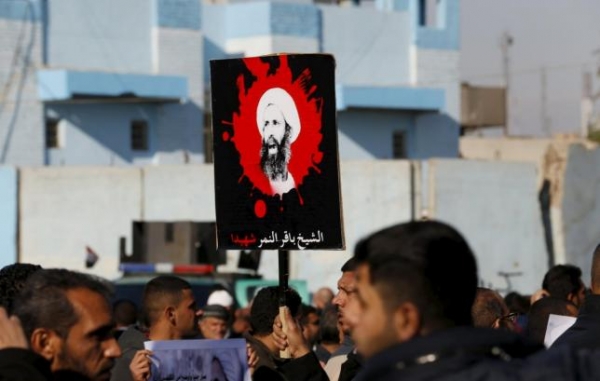  Supporters of Shi&#039;ite cleric Moqtada al-Sadr protest against the execution of Shi&#039;ite Muslim cleric Nimr al-Nimr in Saudi Arabia, during a demonstration in Baghdad January 4, 2016. 